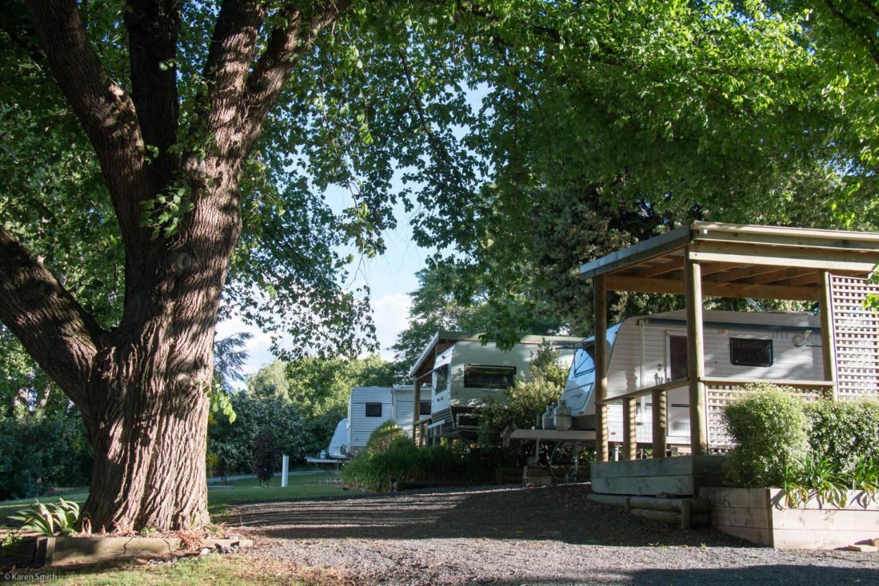 Hotel Longford Riverside Caravan Park Exterior foto